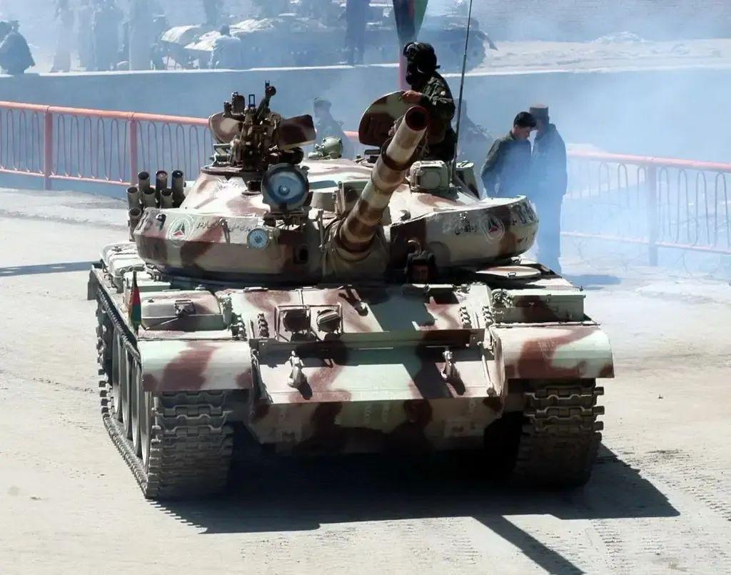 黄忠出装备有哪些？如何选择最适合的装备？