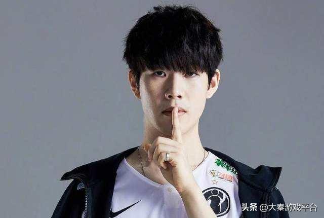 LOL狂妄的背后是什么?如何看待这一现象? LOL狂妄的背后是什么?如何看待这一现象?